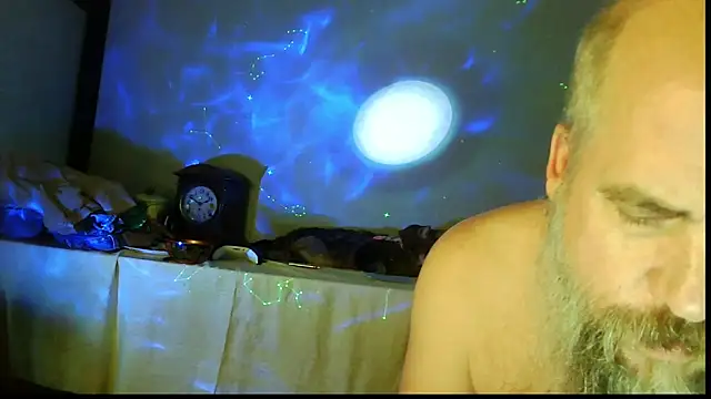 Snapshot of SexWorkerX chatting on 12/18/25, 09:51 SexWorkerX online show from 12/18/25, 09:51