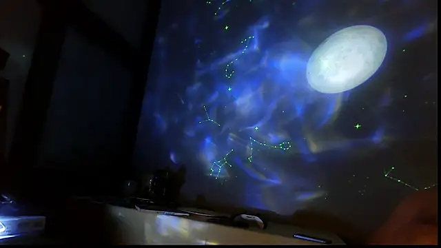 Snapshot of SexWorkerX chatting on 11/16/25, 04:28 SexWorkerX online show from 11/16/25, 04:28