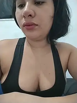 Yara0k online show from 05/04/26, 08:28