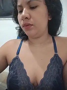 Snapshot of Yara0k chatting on 06/16/26, 08:14 Yara0k online show from 06/16/26, 08:14