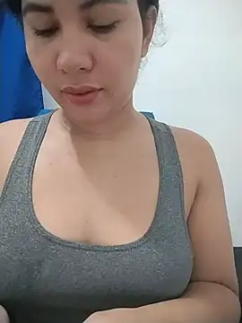 Yara0k online show from 05/18/26, 07:02