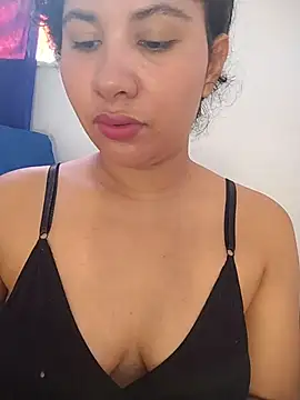 Yara0k online show from 05/20/26, 11:51
