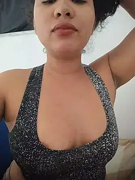 Snapshot of Yara0k chatting on 07/20/26, 12:29 Yara0k online show from 07/20/26, 12:29