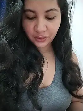 Yara0k online show from 05/26/26, 07:06