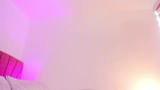 Melody bonnie online show from 11/04/25, 12:09