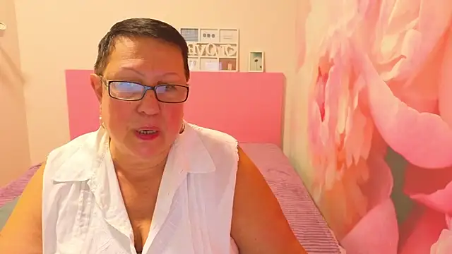 BarbaraTurners online show from 10/26/25, 12:38