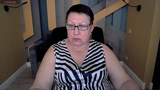 BarbaraTurners online show from 11/24/25, 07:36