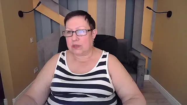 BarbaraTurners online show from 11/28/25, 07:25