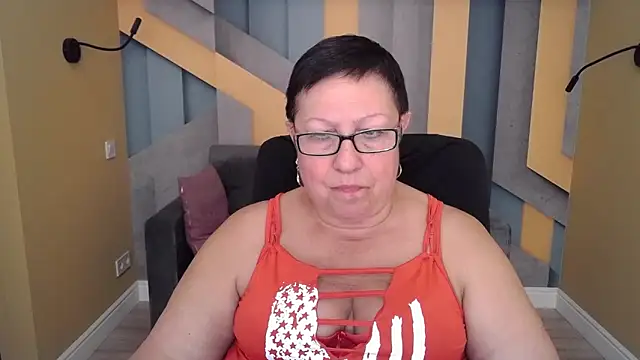 BarbaraTurners online show from 10/06/25, 06:52