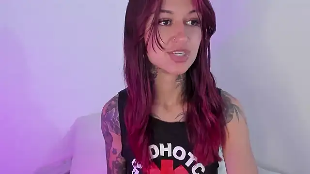 Snapshot of noemi_foxxx chatting on 01/08/26, 02:34 noemi foxxx online show from 01/08/26, 02:34