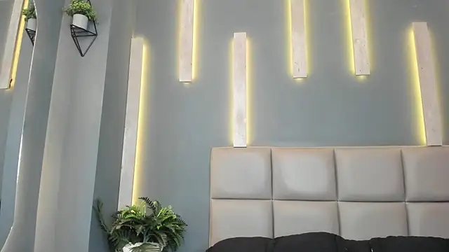 LindseyFerrer online show from 01/16/25, 11:04