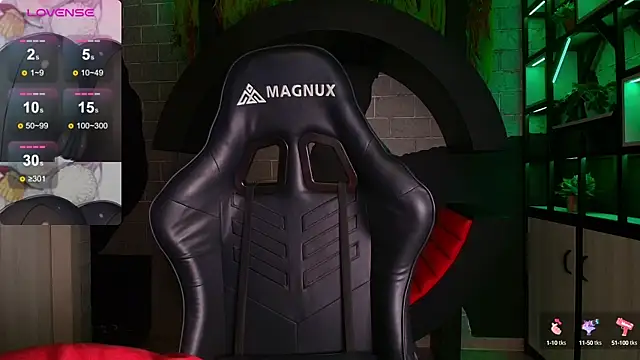 LindseyFerrer online show from 12/11/24, 11:08