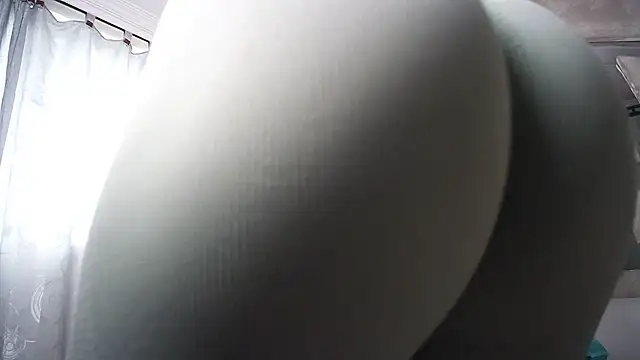 Natalyefoster online show from 02/12/25, 07:56