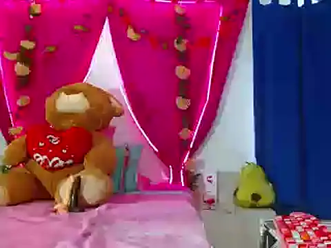 natashakissess online show from 10/22/25, 03:22