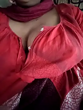 Snapshot of Priya_hotgirl23 chatting on 10/06/25, 05:52 Priya hotgirl23 online show from 10/06/25, 05:52