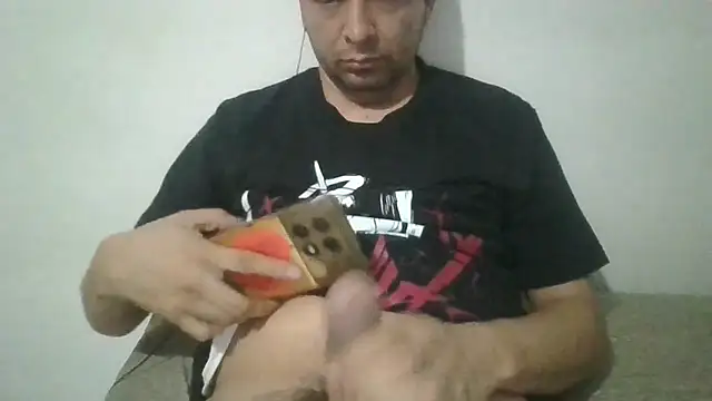 angeljz4 online show from 05/05/26, 04:26
