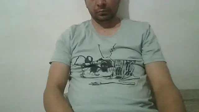 Snapshot of angeljz4 chatting on 10/27/25, 07:20 angeljz4 online show from 10/27/25, 07:20