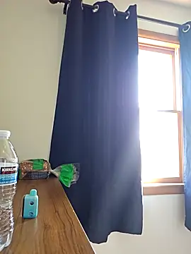 Snapshot of honeeyyy_pot chatting on 04/11/26, 07:50 honeeyyy pot online show from 04/11/26, 07:50