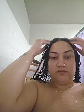 Snapshot of honeeyyy_pot chatting on 01/11/26, 07:37 honeeyyy pot online show from 01/11/26, 07:37