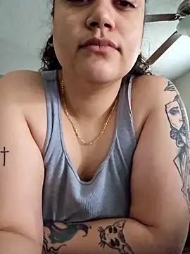 Snapshot of honeeyyy_pot chatting on 02/13/26, 09:26 honeeyyy pot online show from 02/13/26, 09:26