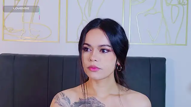 summer holiday online show from 04/05/26, 06:09