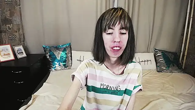 Snapshot of Unusual_G chatting on 09/30/25, 05:46 Unusual G online show from 09/30/25, 05:46