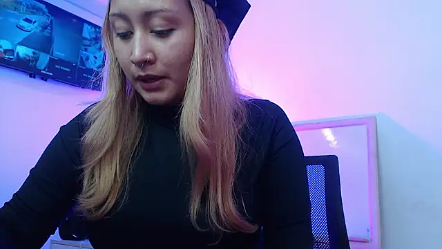 KorayRoussel online show from 02/28/26, 03:11