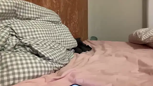 Snapshot of PeterCrenshaw chatting on 11/16/25, 03:50 PeterCrenshaw online show from 11/16/25, 03:50