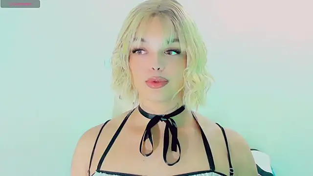 Emmaa Saenz  online show from 04/10/26, 10:28