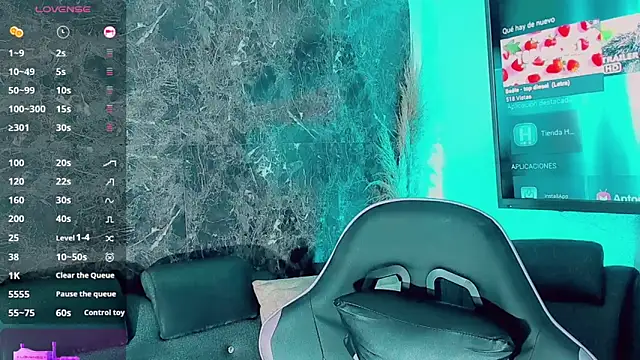 Emmaa Saenz  online show from 02/04/26, 10:05