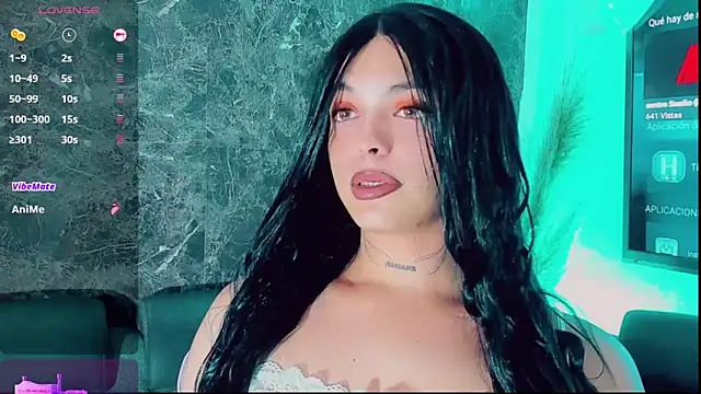 Emmaa Saenz  online show from 12/15/25, 10:26