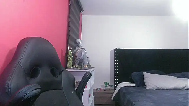 charlotedoll online show from 10/07/25, 02:01