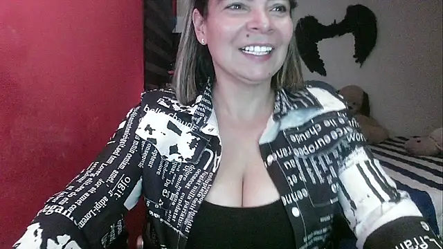charlotedoll online show from 05/09/26, 11:41