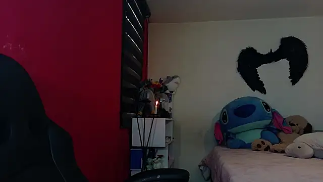 charlotedoll online show from 06/06/26, 10:04