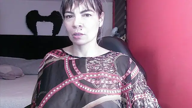 charlotedoll online show from 11/06/25, 03:54