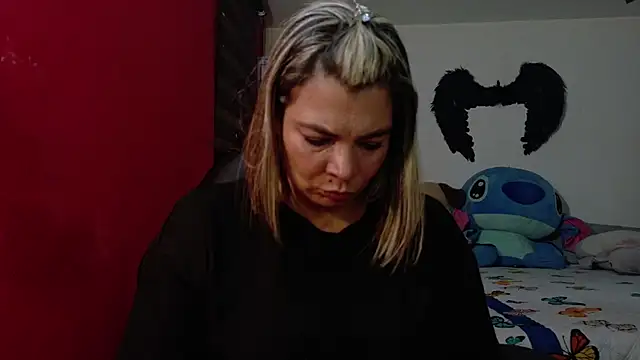 charlotedoll online show from 05/24/26, 01:49