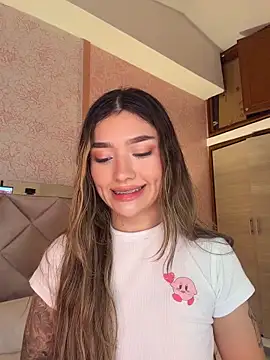 Arianavillada online show from 04/13/26, 03:43