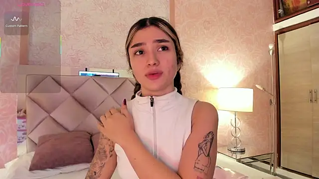 Arianavillada online show from 11/20/25, 03:18