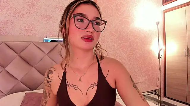 Arianavillada online show from 10/24/25, 03:16