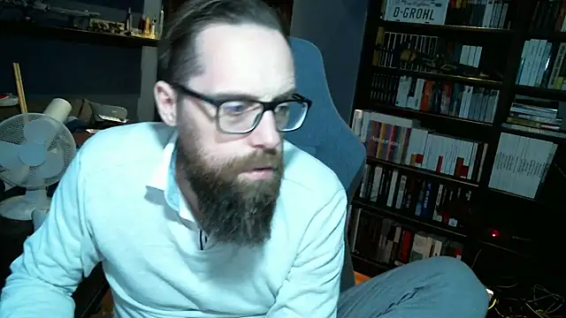 MeSteff online show from 12/25/24, 11:42