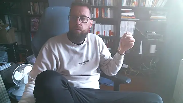 MeSteff online show from 09/28/25, 08:10