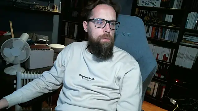 MeSteff online show from 12/17/24, 07:37