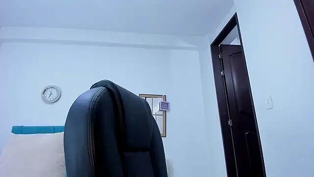 kamila lopez online show from 02/21/26, 08:44