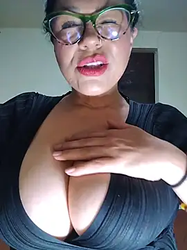 Snapshot of naughty_doll_horny chatting on 05/01/26, 10:09 naughty doll horny online show from 05/01/26, 10:09