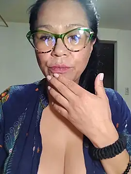 naughty doll horny online show from 02/11/26, 10:48