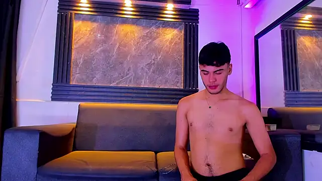 liam genner  online show from 11/08/25, 08:01