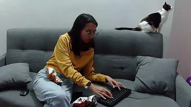 Katalleya jyj online show from 02/17/25, 09:54