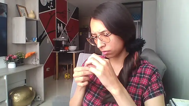 Katalleya jyj online show from 02/11/26, 07:36