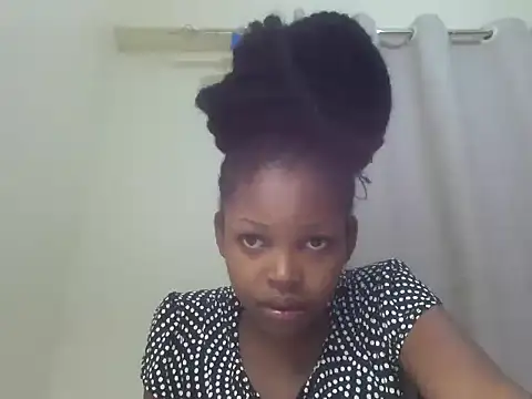 queen-sasha online show from 11/15/25, 04:44