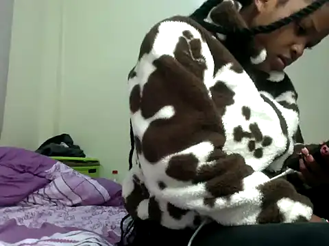 queen-sasha online show from 10/30/25, 01:31